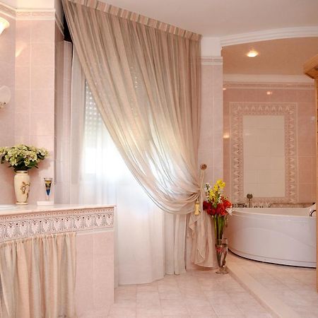 B&B Caravaggio San Donaci Εξωτερικό φωτογραφία