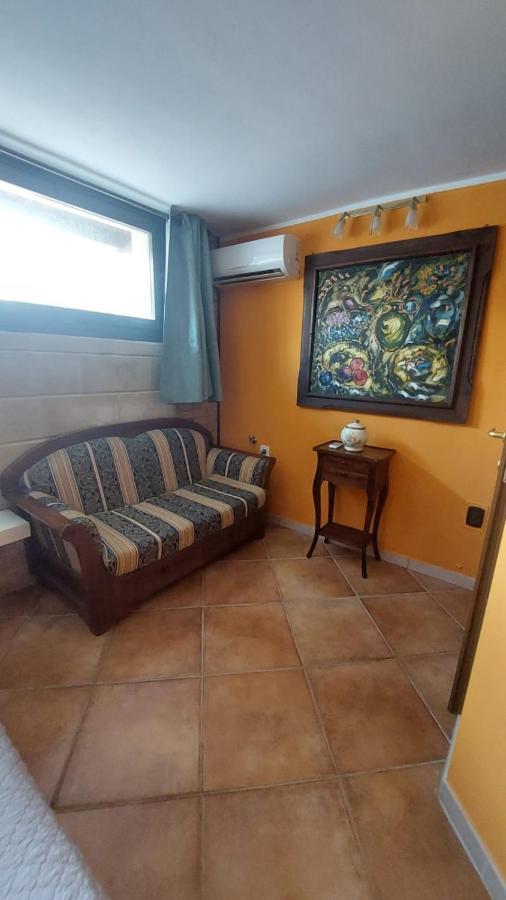 B&B Caravaggio San Donaci Εξωτερικό φωτογραφία