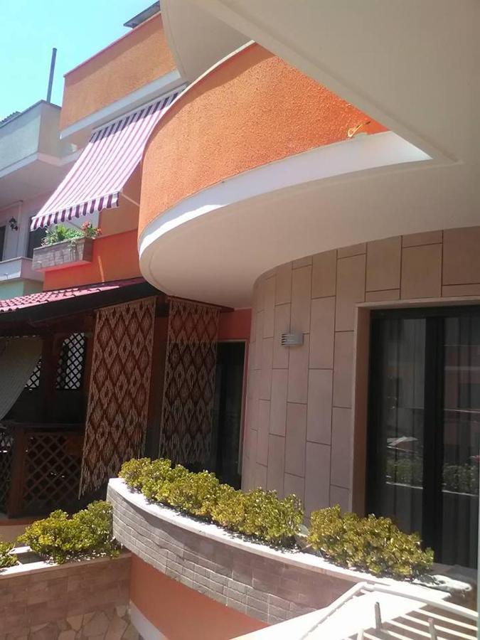 B&B Caravaggio San Donaci Εξωτερικό φωτογραφία